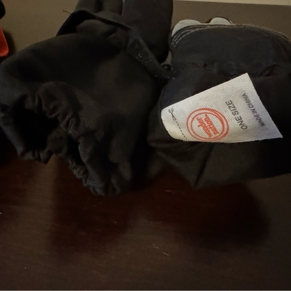 Lot of 2 XS Waterproof Snow Cuff Ski Gloves Little Kid - Picture 6 of 13